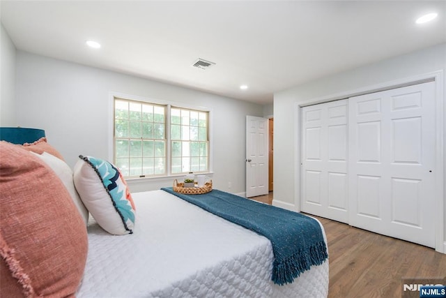 434 Argyle St, Oradell, NJ 07649 - bedroom with wood finished floors, recessed lighting, a closet, and baseboards