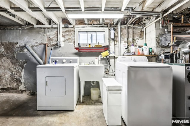12-67 12th St, Fair Lawn, NJ 07410 - laundry room featuring washing machine and dryer