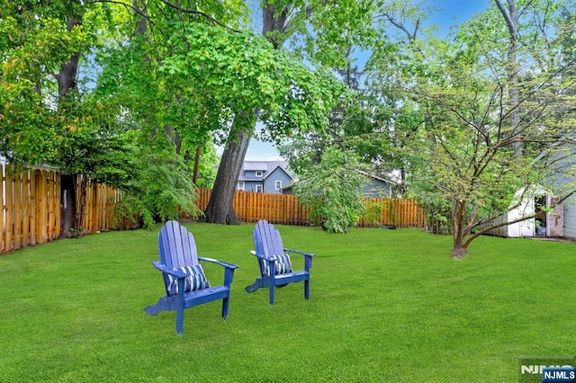 121 Beverly Rd, Montclair, NJ 07043 - view of yard