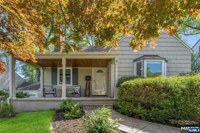 view of front of property with a porch