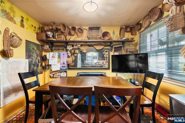 86 Fairview Ave, Teaneck, NJ 07666 - view of dining area