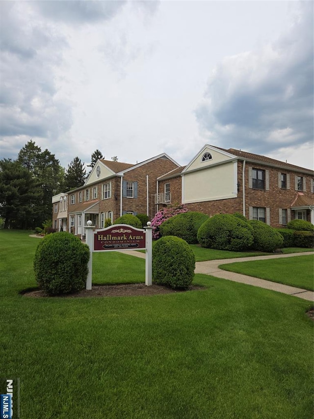 346 Maple Ave Unit 346-2, Oradell, NJ 07649 - view of front of property featuring a front yard