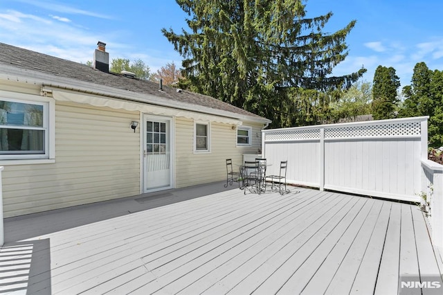 6 Glen Ave, Mine Hill Township, NJ 07803 - deck with outdoor dining space