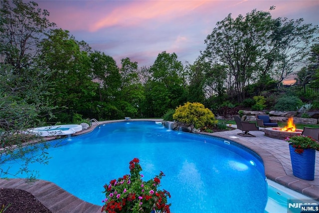39 Crown View Ct, Sparta, NJ 07871 - swimming pool with a fire pit, a patio, and an in-ground hot tub