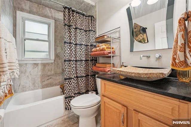 11 Beech Ct, Ringwood, NJ 07456 - full bath with toilet, vanity, and shower / bath combo