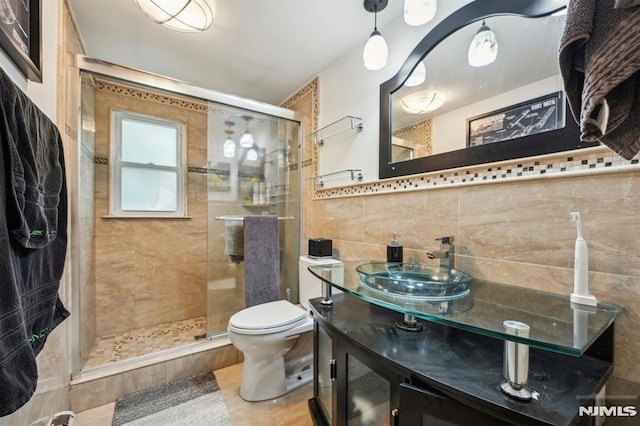 11 Beech Ct, Ringwood, NJ 07456 - full bath with tile walls, a shower stall, toilet, and vanity