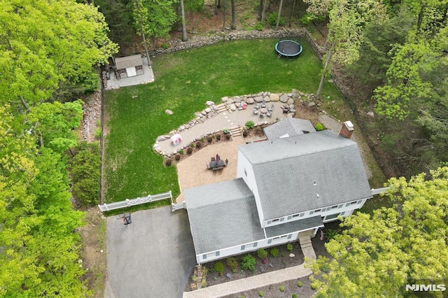 aerial view of property and surrounding area