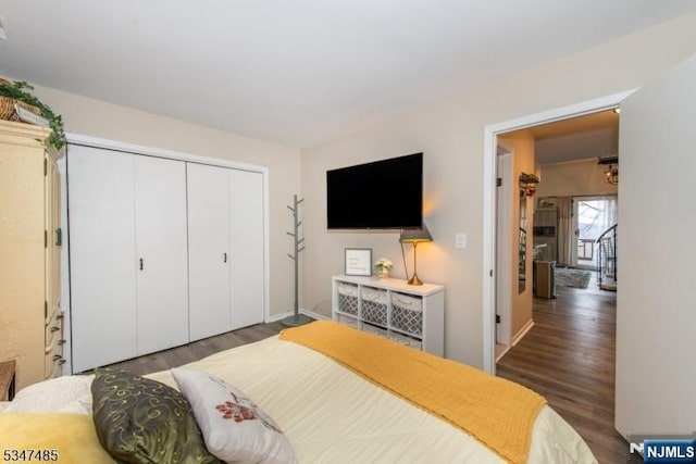 4 Winter Park Dr Unit 4, Vernon, NJ 07462 - bedroom with wood finished floors, a closet, and baseboards