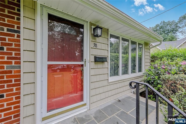 38 Pitcairn Ave, Ho-Ho-Kus, NJ 07423 - view of entrance to property