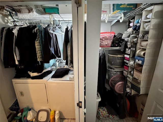 717 1st St, Lyndhurst, NJ 07071 - walk in closet with independent washer and dryer