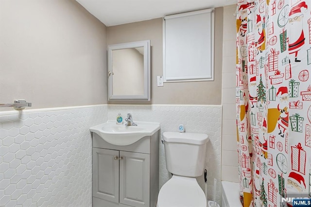 774 8th St, Secaucus, NJ 07094