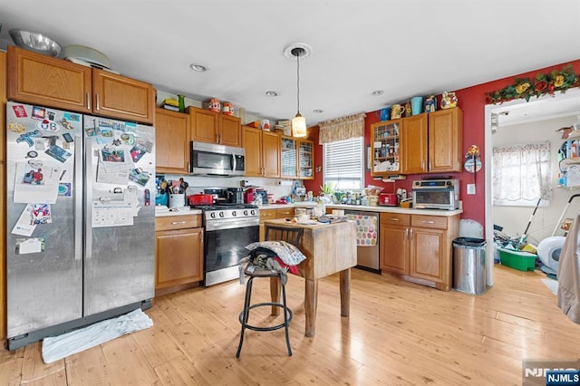 774 8th St, Secaucus, NJ 07094