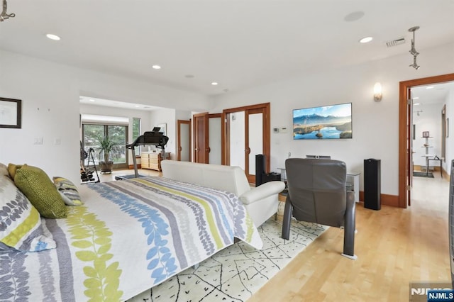 435 Cypress Ct, New Milford, NJ 07646 - bedroom featuring recessed lighting, light wood finished floors, and baseboards