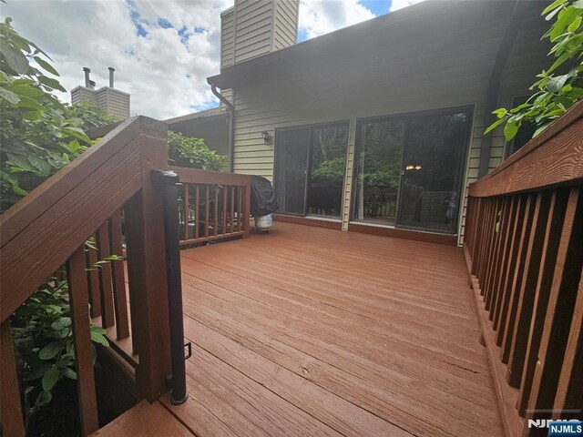 20 Eagle Dr, Hampton, NJ 07860 - view of deck