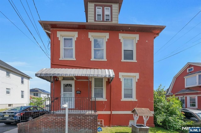 10 Orchard St, Elmwood Park, NJ 07407 - view of front of home