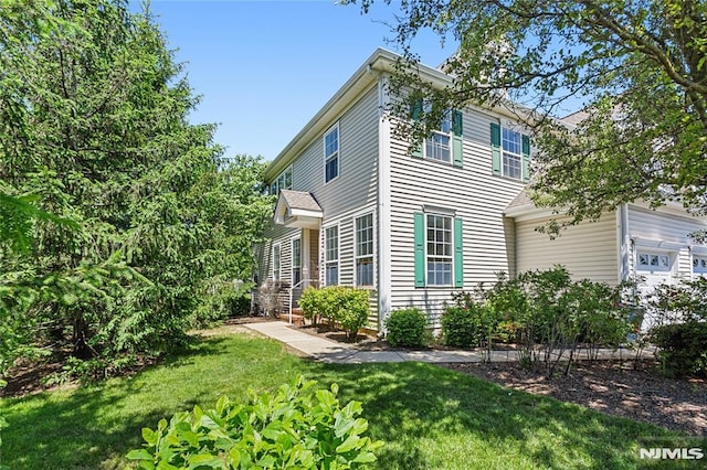 52 Straton Ct Unit 1006, Sayreville, NJ 08859 - view of side of property with a lawn
