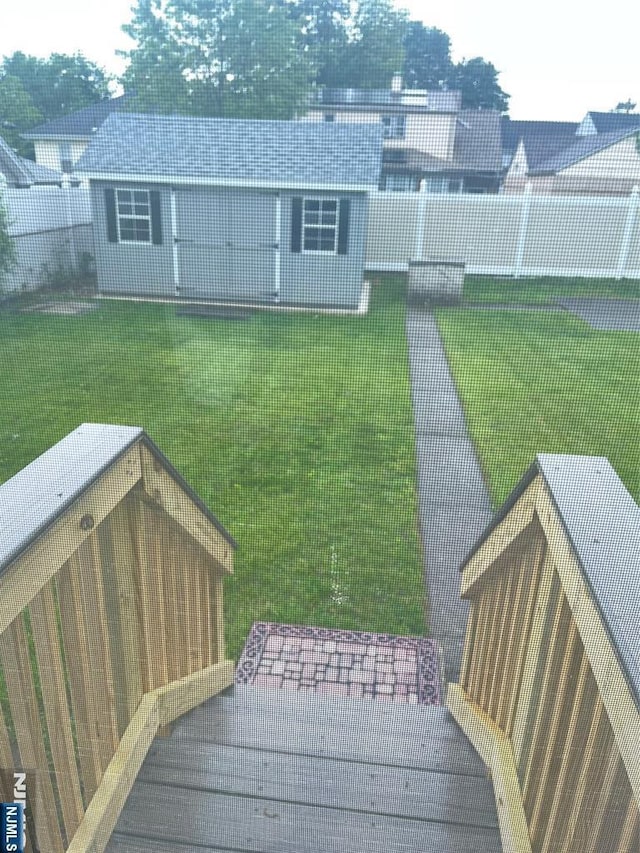 60 Palisades, Bergenfield, NJ 07621 - view of yard