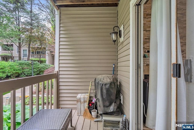 548 Windsor Dr Unit 548, Palisades Park, NJ 07650 - view of balcony