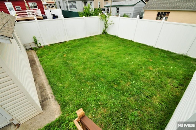 79 Arthur St, Ridgefield Park, NJ 07660 - view of yard with a residential view
