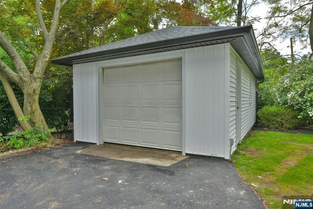 14 Charles Ter, Waldwick, NJ 07463 - detached garage featuring asphalt driveway