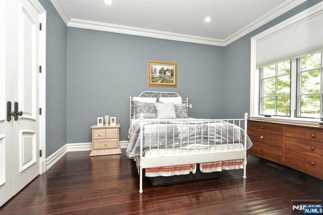 70 Oak Dr, Upper Saddle River, NJ 07458 - bedroom featuring ornamental molding, hardwood / wood-style flooring, baseboards, and recessed lighting