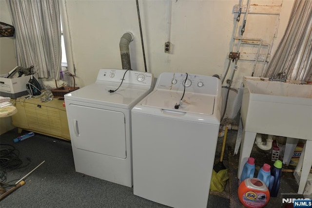 501 Collins Ave, Hasbrouck Heights, NJ 07604 - washroom with washing machine and clothes dryer