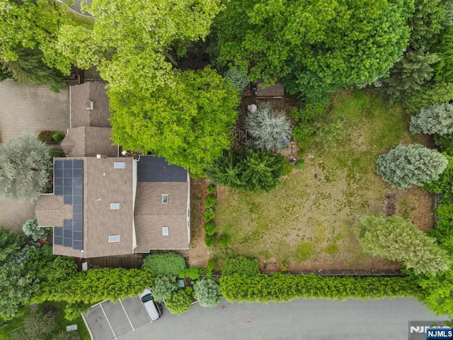 41-21 Dunkerhook Rd, Fair Lawn, NJ 07410 - drone / aerial view