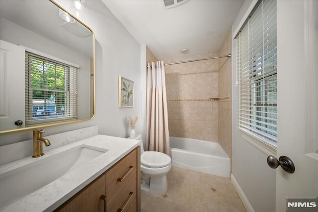 17 Sunset Ln, Upper Saddle River, NJ 07458 - full bath featuring vanity, shower / bath combo with shower curtain, toilet, and tile patterned flooring