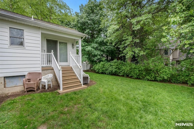 526 Rutland Ave, Teaneck, NJ 07666 - view of grassy yard