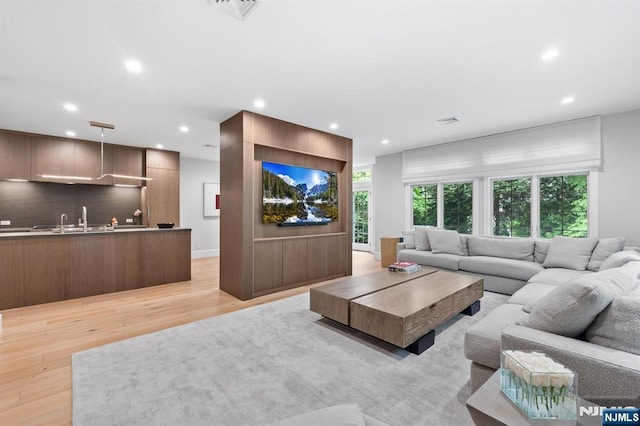 10 Kensington Ct, Tenafly, NJ 07670 - living area featuring recessed lighting and light wood-style floors