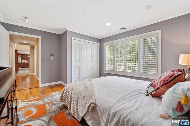 15 Fred St, Old Tappan, NJ 07675 - bedroom featuring light wood-type flooring, a closet, crown molding, baseboards, and recessed lighting