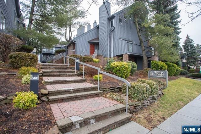 1566 Anderson Ave Unit M, Fort Lee, NJ 07024 - view of property's community