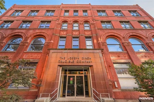 167 Wayne St Unit 407, Jersey City, NJ 07302 - view of building exterior