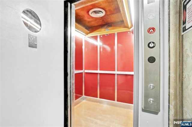 2350 Linwood Ave Unit 4D, Fort Lee, NJ 07024 - view of elevator