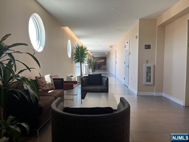 615 Hudson Park, Edgewater, NJ 07020 - view of building lobby