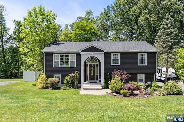 544 Jackson Ave, Twp Of Washington, NJ 07676 - view of front of property featuring a front lawn
