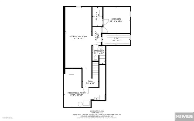 861 Birch St, Perth Amboy, NJ 08861 - floor plan / room layout