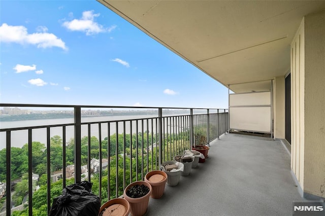 1530 Palisade Ave Unit 8R, Fort Lee, NJ 07024 - balcony with a water view