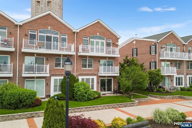 41 Lydia Dr Unit 41, West New York, NJ 07093 - view of building exterior