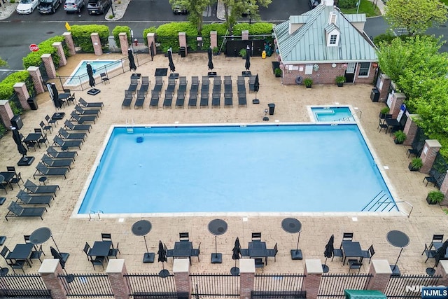 41 Lydia Dr Unit 41, West New York, NJ 07093 - view of swimming pool