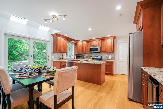 32 Lord William Penn Dr, Morris Township, NJ 07960