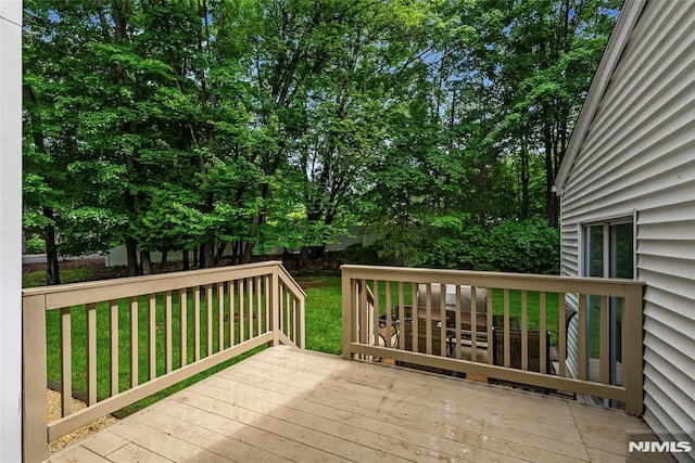 53 Princeton Pl, Wayne, NJ 07470 - wooden terrace featuring a yard