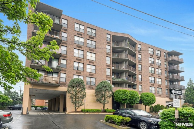 200 Division Unit 6H, Cliffside Park, NJ 07010 - view of apartment building / complex