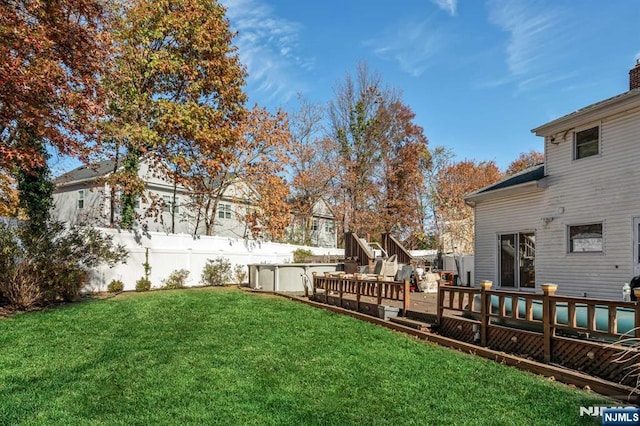 8 Carlisle Ct, Edison, NJ 08817 - view of yard with a deck