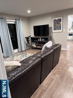 625 Roberge Dr, River Vale, NJ 07675 - living room featuring light wood-type flooring, recessed lighting, and baseboards