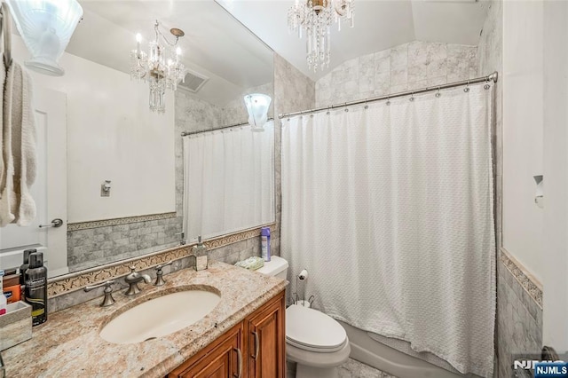 415 Briarwood Ln, Northvale, NJ 07647 - full bathroom featuring a chandelier, toilet, vanity, shower / tub combo with curtain, and vaulted ceiling