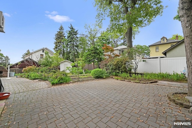 497 Oakdene Ave, Ridgefield, NJ 07657 - view of patio / terrace