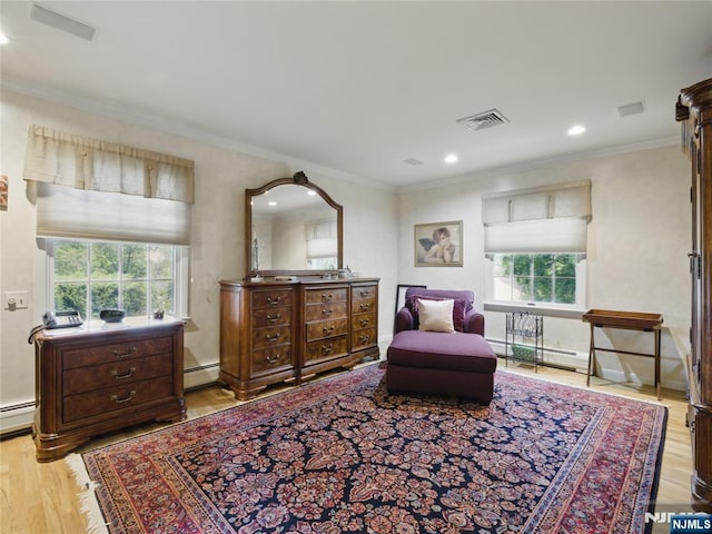 20 Tuxedo Ave, Park Ridge, NJ 07656 - sitting room with light wood-style floors, a baseboard radiator, crown molding, and recessed lighting