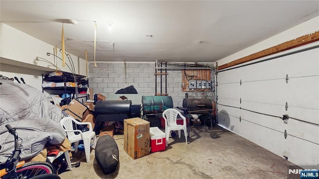 129-131 Seymour Ave, Newark, NJ 07108 - garage with concrete block wall