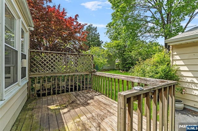 9 Rutan Pl, Bloomfield, NJ 07003 - view of wooden deck